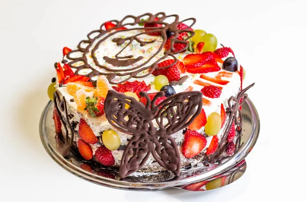 Домашний Шоколадный Торт Кремом Фруктами — стоковое фото
