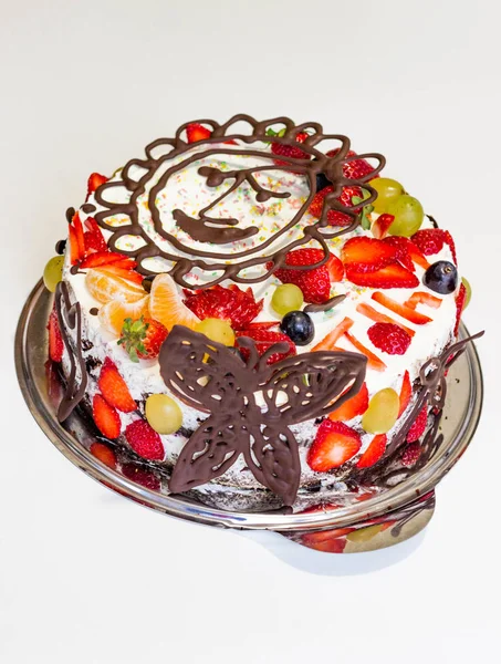 Домашний Шоколадный Торт Кремом Фруктами — стоковое фото