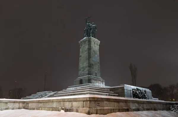 Sofia Nocy Zimowych Pomnik Armii Radzieckiej — Zdjęcie stockowe