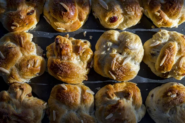 Příprava Domu Kozunaku Druh Stollen Nebo Sladký Chléb Tradiční Rumunska — Stock fotografie