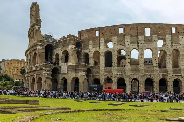 Rome Olaszország 2019 Utcatnézetek Colosseum — Stock Fotó