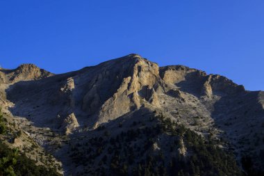 Olymp Dağı. Skolio ve Mitikas zirvelerine giden yolda izleme görüşleri