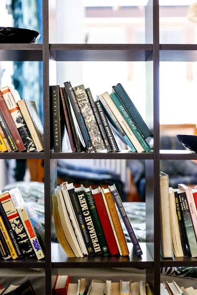 Shelf Books — Stock Photo, Image