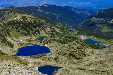 Manzaralar ve manzaralar. Ystrebetz 'den Musala zirvesine kadar takip rotası, Rila Dağı, Bulgaristan