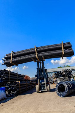 İnşaat endüstrisi malları için depo