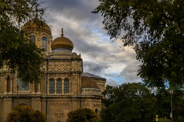 ブルガリア ヴァルナのテオトコス大聖堂の閉鎖 — ストック写真