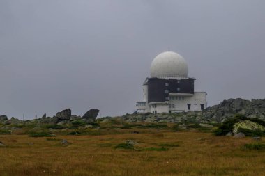 Bulutlu ve dışlanmış hava, Vitosha dağı, Bulgaristan