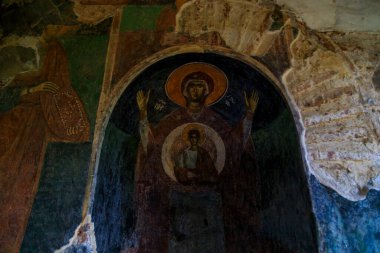 Bulgaristan 'ın Bakire Meryem Varsayımı Eleşnitsa Manastırı