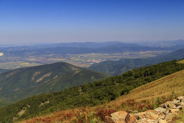 Tracking Eleshnitsa Murgash Summit Stara Planina Mountain Bulgaria — Stock Photo, Image