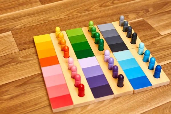 Montessori hout kleurengamma — Stockfoto