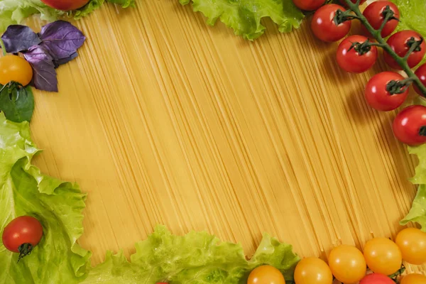 Background Spaghetti Frame Recipe Products View Ingredients Italian Pasta Tomatoes — Stock Photo, Image