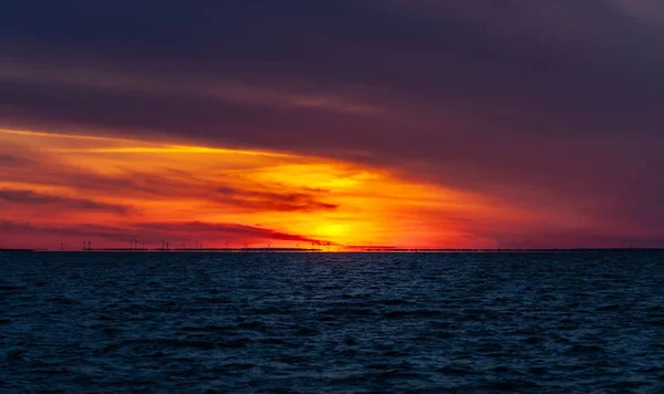 Dawn over the Curonian Lagoon in Nida, Lituânia — Fotografia de Stock