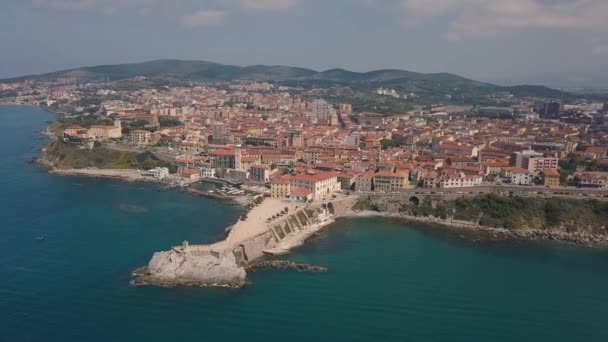 Aerial view of the coast of Piombino. Panoramic view of the city. Maremma Tuscany Italy. — Stock Video