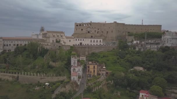 Aerial view of the Castle of SantElmo in Naples. Flying drone around the castle. — Stock Video