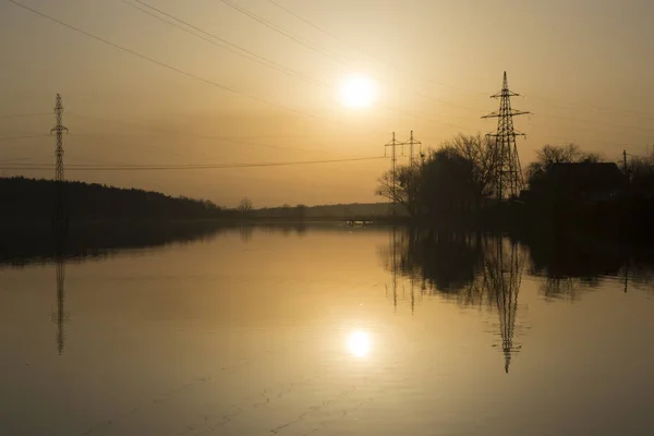 Sonnenuntergangslandschaft Teich Bei Sonnenuntergang Abendfarbe Des Himmels — Stockfoto