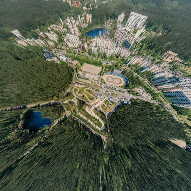 Yaz Riga şehir blok daire 360 Vr dron resmin sanal gerçeklik, cadde Panorama için