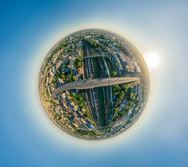 Puente de la ciudad Riga y tren carretera drone esfera vr 360 vista — Foto de Stock