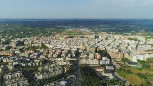 Місто в Італії поблизу природи Drone польоту 4 к — стокове відео