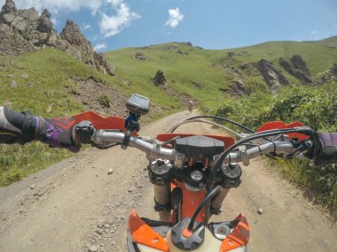 Dağ kir bisiklet Enduro yolculuk yüksek Kafkas Dağları