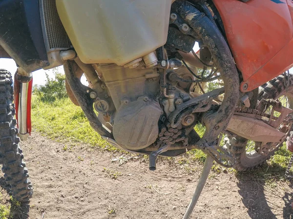 Bicicleta cadeia e engrenagem problema nas montanhas — Fotografia de Stock