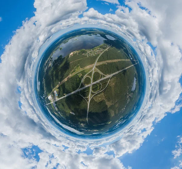 Brug en natuur in de stad Riga, Letland 360 Vr Drone foto voor Virtual reality, Panorama — Stockfoto