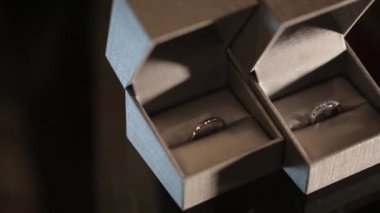 Mücevherat ve mucevherler makro Hightlight weddingrings mutluluk sympol çift