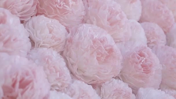 Bruiloft decoraties uit roze bloemen ceremonie Floristiek — Stockvideo