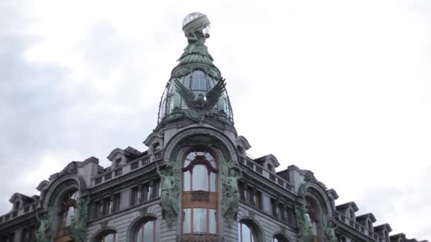 Tarihi St. Petersburg merkezi bina — Stok video