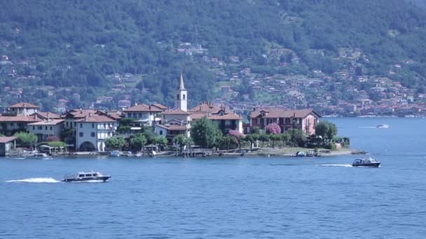 Lago de Como Itália Ilha poltronas pretas — Vídeo de Stock