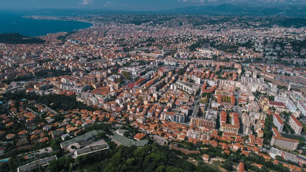 Nice Frankrike kusten drönarvy av hus och stad från luften — Stockfoto