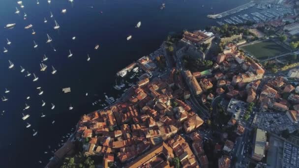 Jachtów i łodzi w portu w Nicei, we Francji — Wideo stockowe