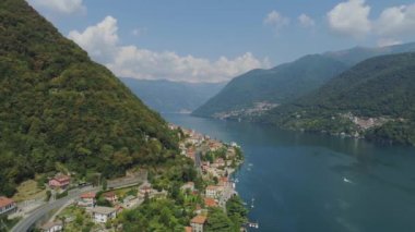 Como Gölü İtalyan Rivierası drone uçuş dağlar, dron 4 k doğa uçuş yakınındaki evleri