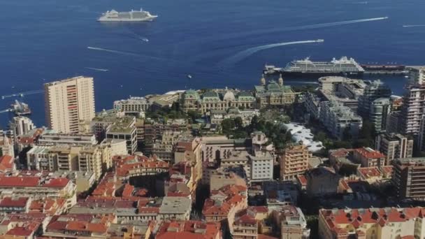 Monaco Monte Carlo város Franciaország tengeri város port yahts lakások, csónakok és kaszinó — Stock videók