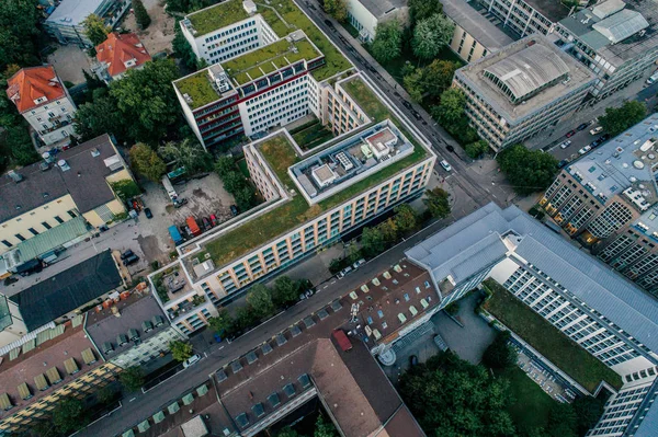 Munich centro ciudad Aire drone vista verano urbano foto — Foto de Stock