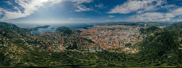 Niza ciudad en el sur de Francia en la costa azul drone Air 360 vr realidad virtual drone panorama —  Fotos de Stock