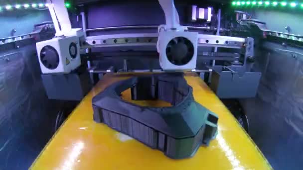 3D принтер Timelapse ABS пластиковая печать, конструкторское производство, cnc, машина, производство моделей, технологии привели освещение — стоковое видео