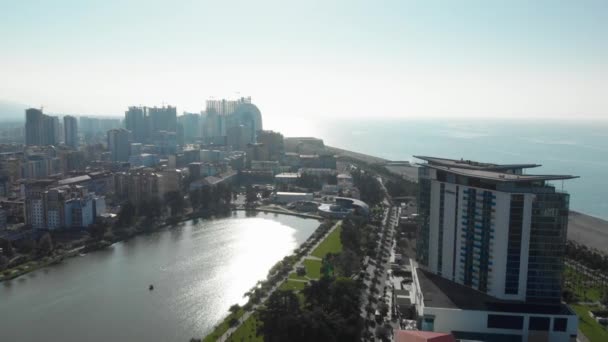 Paisajes de la ciudad de Batumi en verano Georgia junto al Mar Negro — Vídeos de Stock