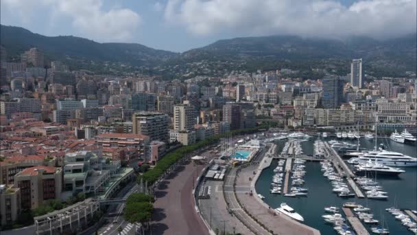 Ciudad de Mónaco Monte Carlo día soleado lapso de tiempo puerto con yahts — Vídeo de stock