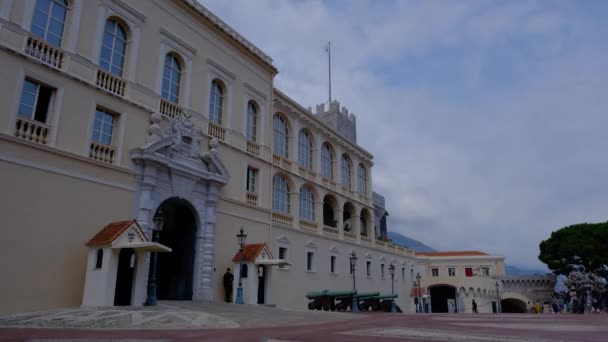 Prince Palace πόλη του Μονακό Μόντε Κάρλο πόλη αυτοκίνητα οδική ώρα-λήξη — Αρχείο Βίντεο