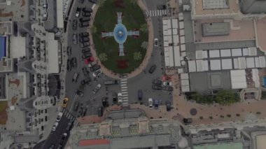 Lüks yahts ve tekneler ile liman yakınında Fransa deniz kasabasında Casino Monte Carlo Monako şehir