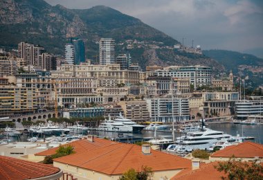 Yaz Fransa, Avrupa'da Monako monte Carlo limanında yatlar tekne ve gemi