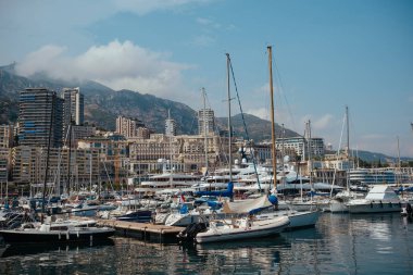 Yaz Fransa, Avrupa'da Monako monte Carlo limanında yatlar tekne ve gemi