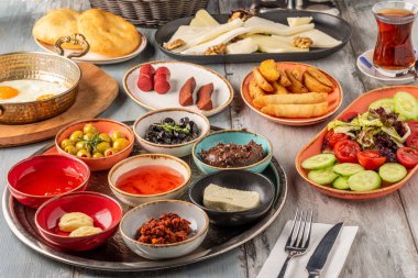 Geleneksel Türk Kahvaltı