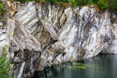 Mermer Kanyon Ruskeala Mountain Park Karelya, Rusya