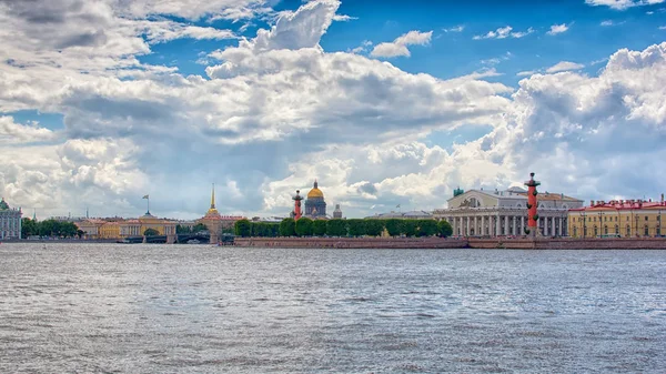 Санкт Петербург Річки Нева Міський Пейзаж — стокове фото