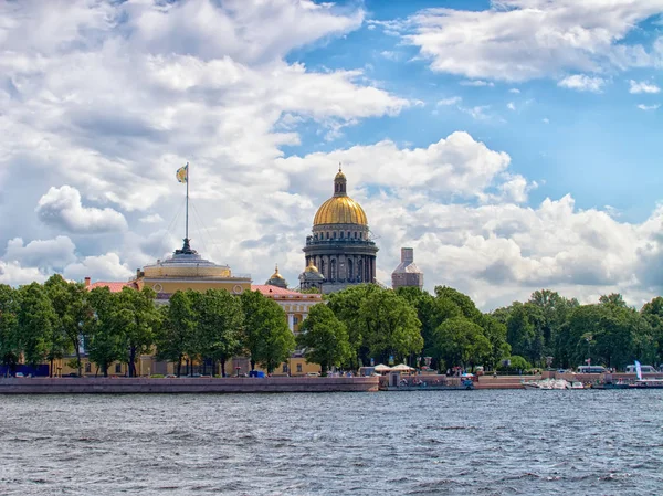 San Petersburgo Río Neva Paisaje Urbano — Foto de Stock