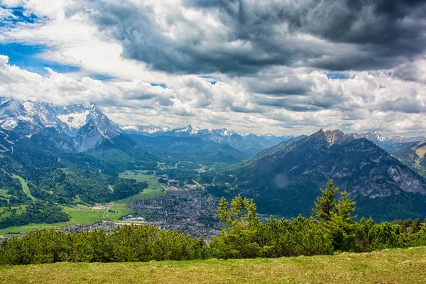 Τοπίο Κοντά Garmisch Partenkirchen Στη Βαυαρία Γερμανία — Φωτογραφία Αρχείου