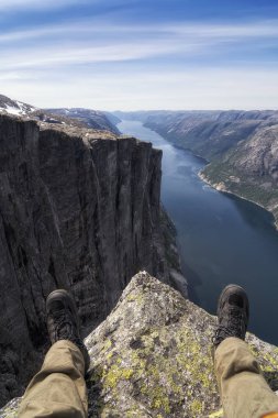 Norveç Lysefjord 'u, çok güzel bir manzara.