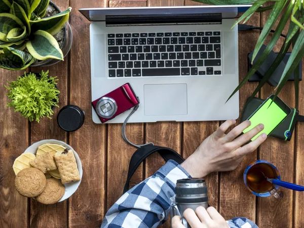 Photographer Working Home Camera Smartphone — Stock Photo, Image