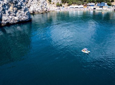 yolculuk Katamaran üstten görünüm su deniz yüzeyi